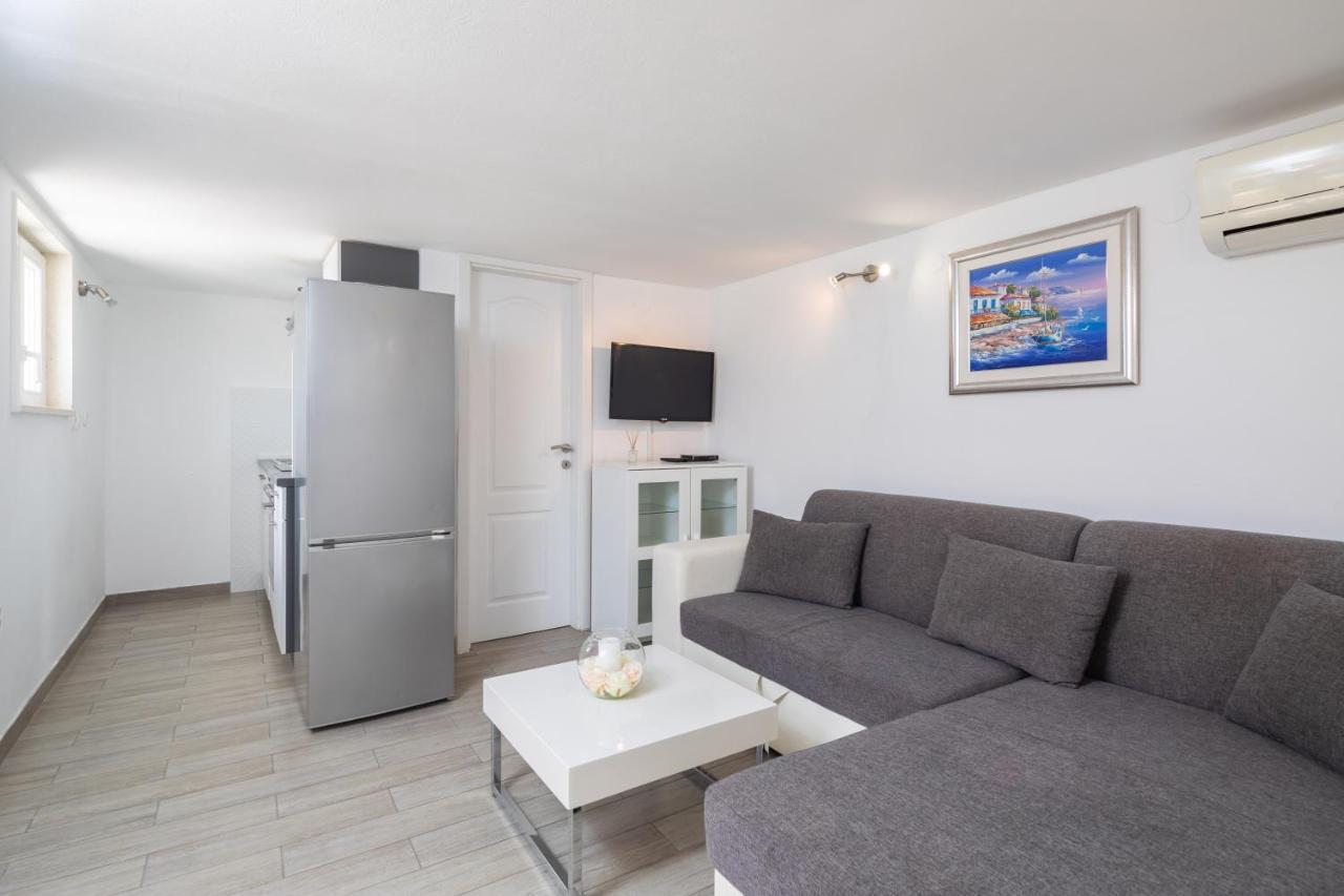 Vila Blanka Apartments Rogoznica  Eksteriør billede